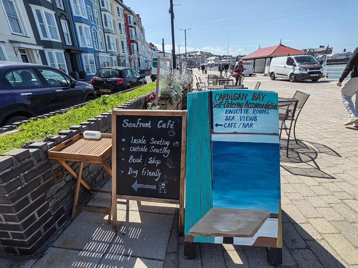 Cardigan Bay Self Catering Accommodation Aberystwyth Exteriör bild