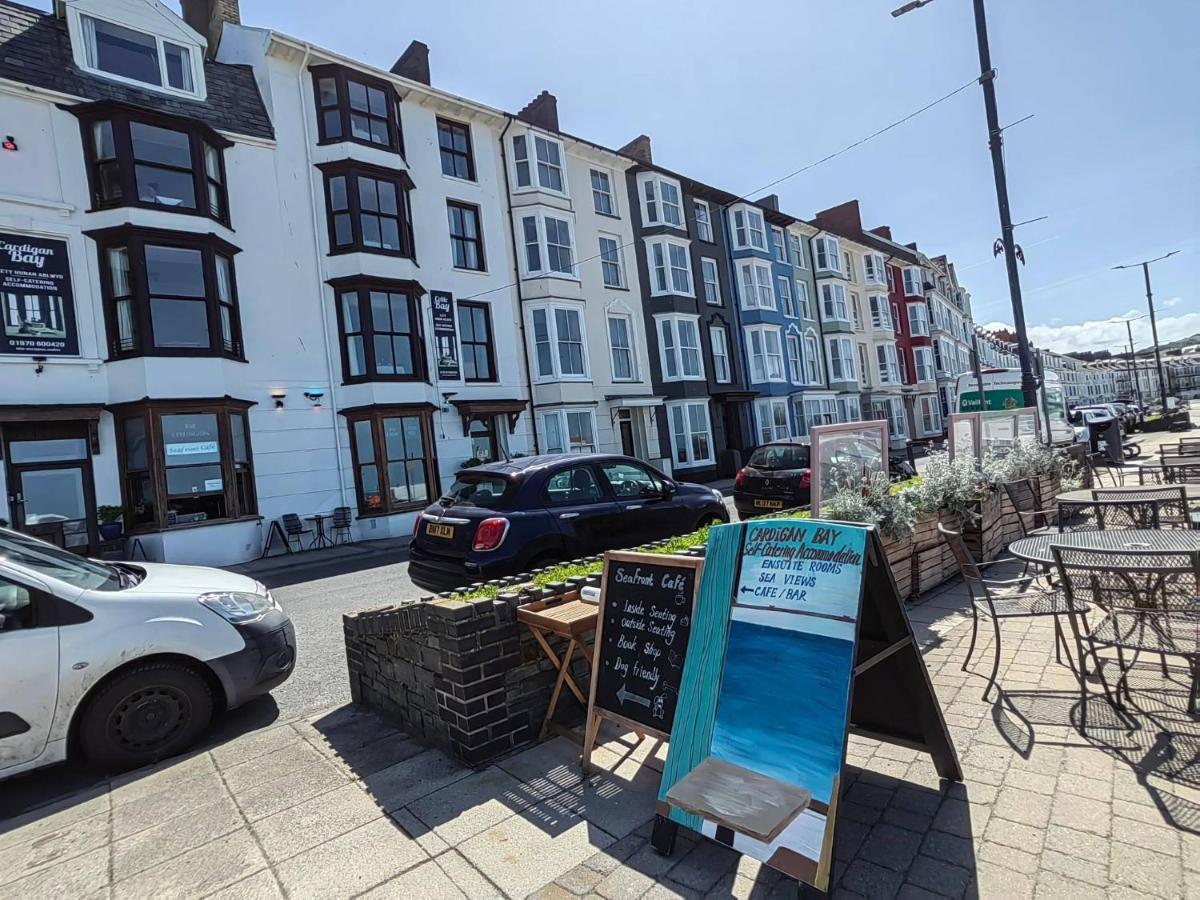 Cardigan Bay Self Catering Accommodation Aberystwyth Exteriör bild