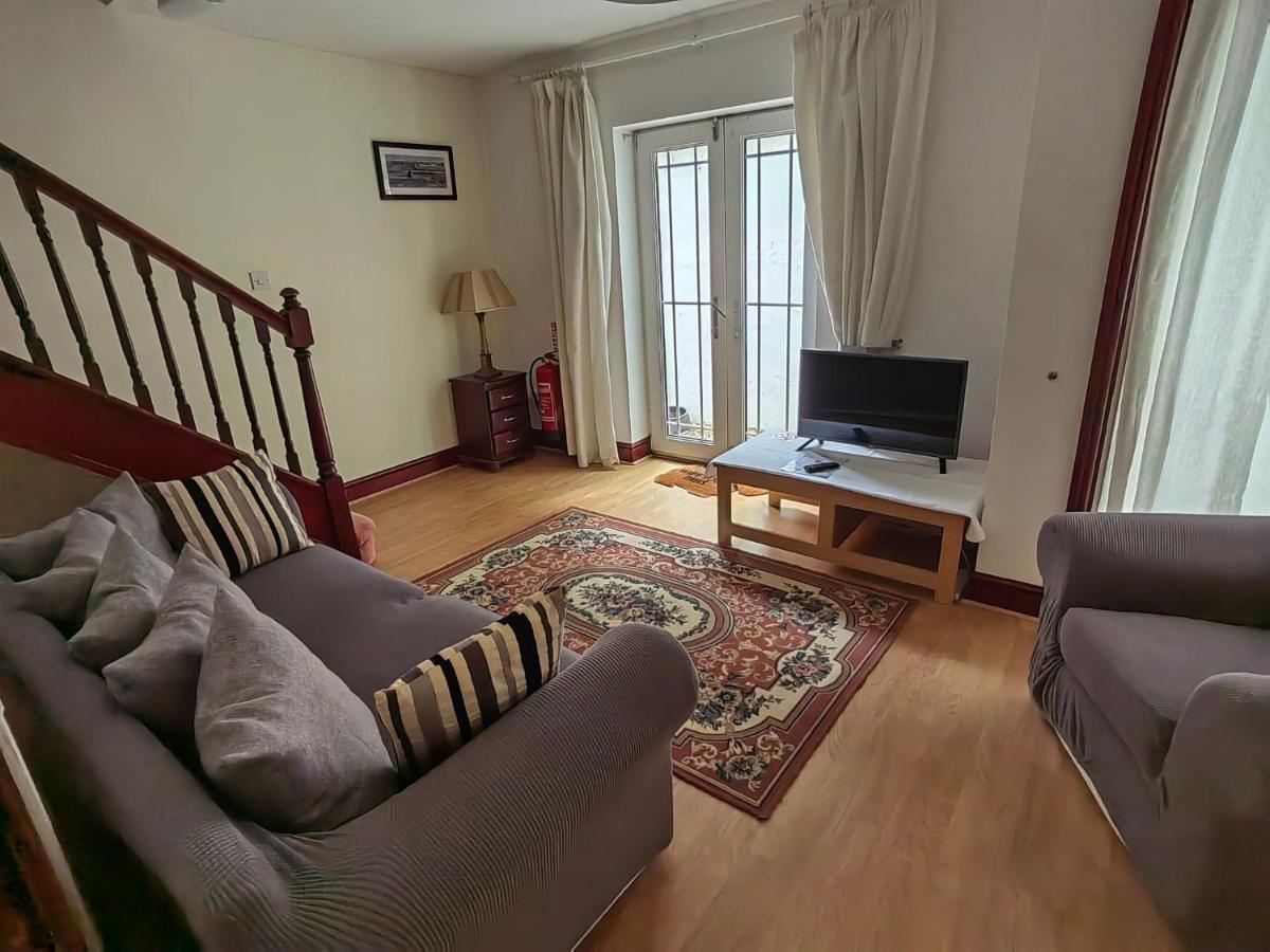Cardigan Bay Self Catering Accommodation Aberystwyth Exteriör bild