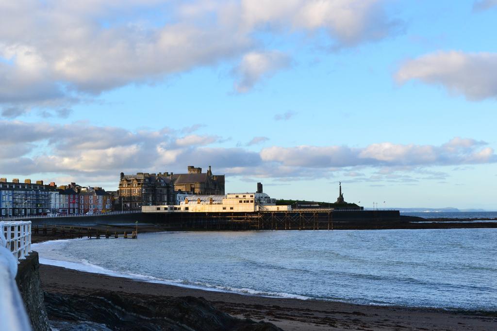 Cardigan Bay Self Catering Accommodation Aberystwyth Exteriör bild