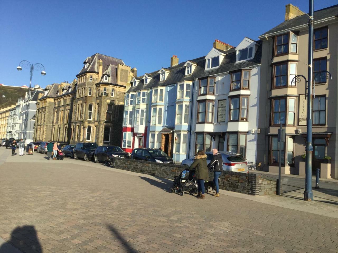 Cardigan Bay Self Catering Accommodation Aberystwyth Exteriör bild