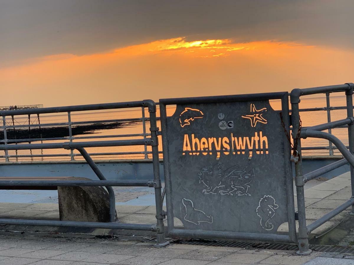 Cardigan Bay Self Catering Accommodation Aberystwyth Exteriör bild