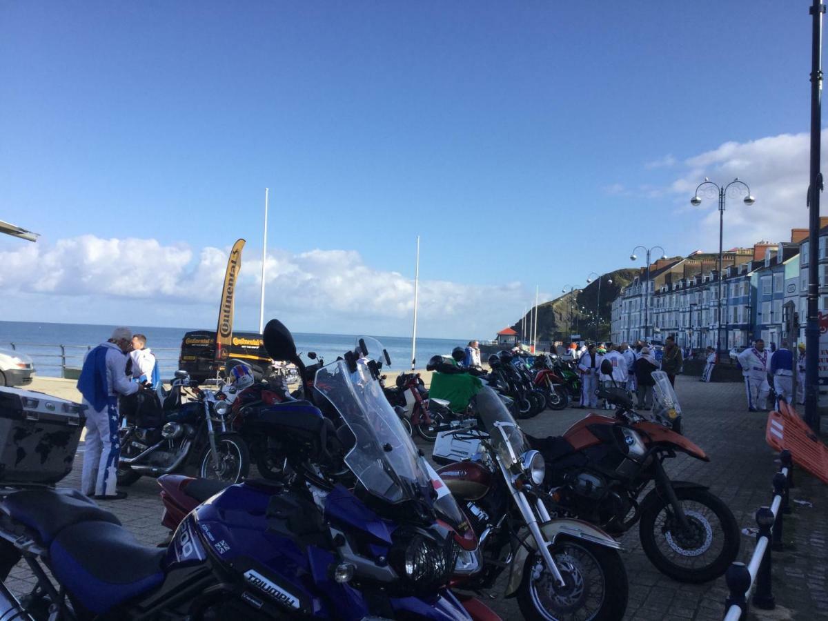 Cardigan Bay Self Catering Accommodation Aberystwyth Exteriör bild